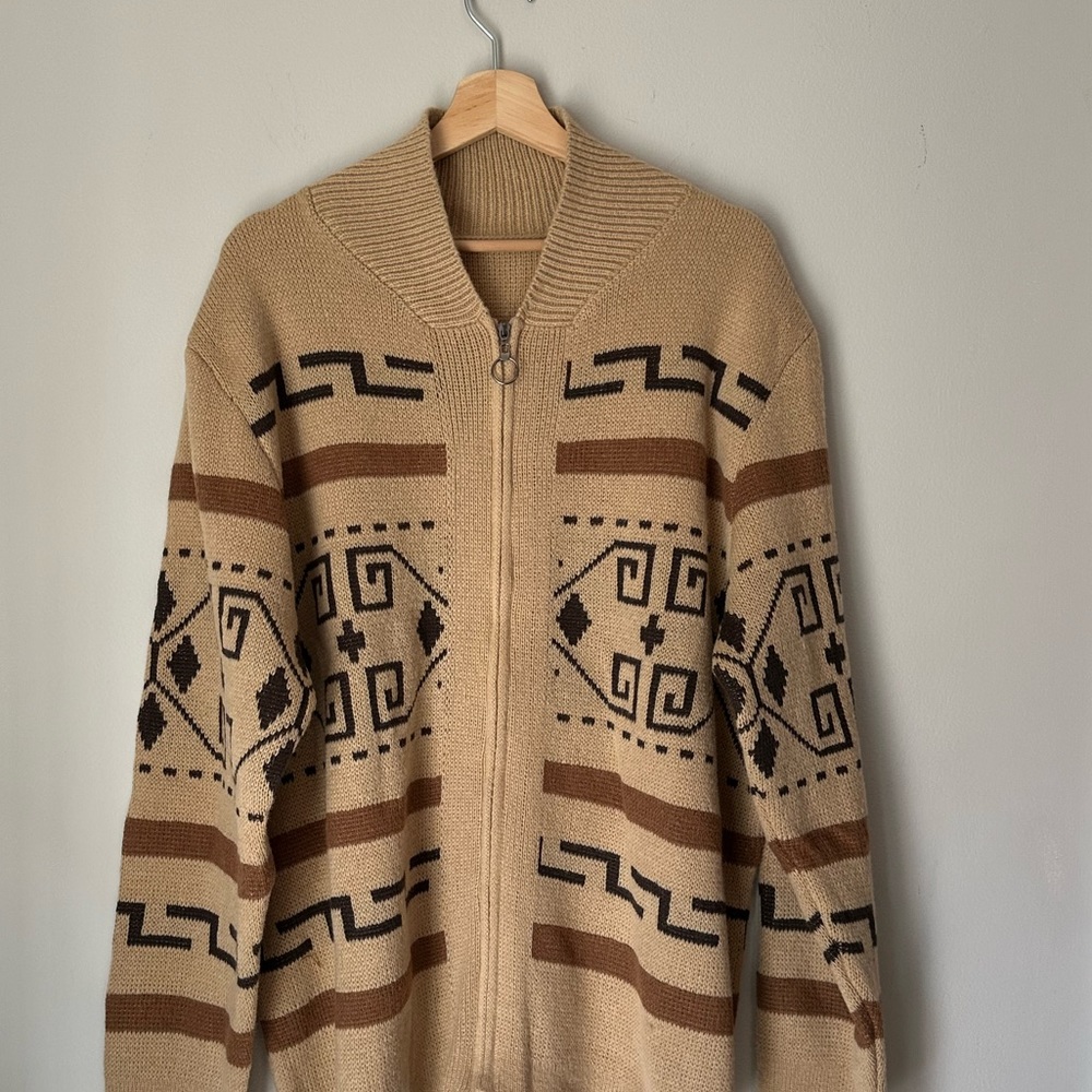 The Dude Style Big Lebowski Cardigan Sweater 1XL NWT 54” Chest Polyester